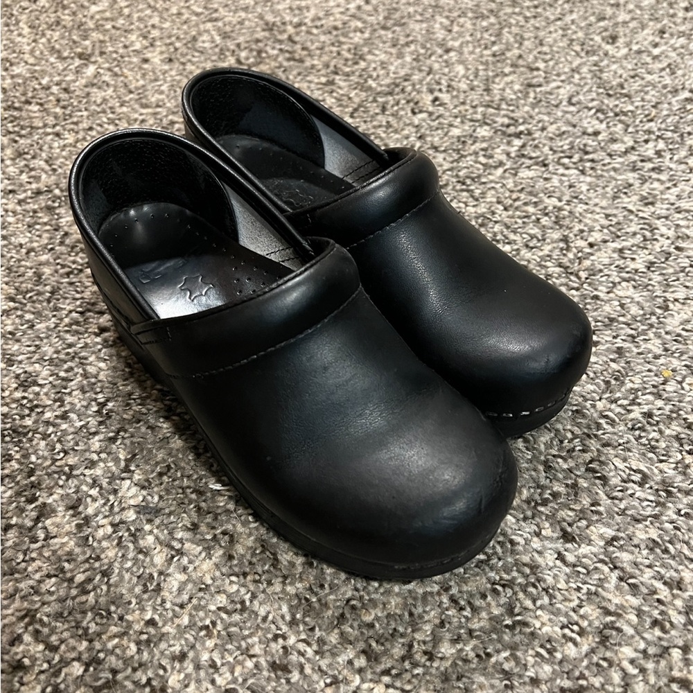 Dansko Professional Kitchen safe clog size 5